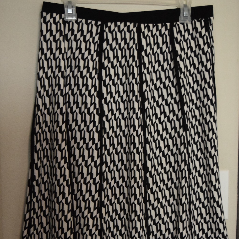 Pattern Skirt